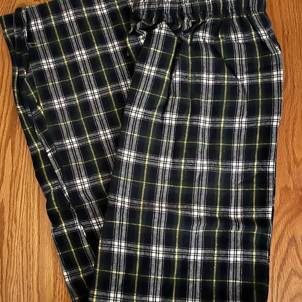 COSi Concepts Plaid Pajama Pants in Black, Green, and White